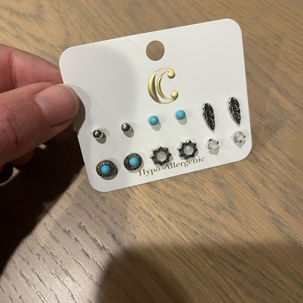 Charming Charlie Stud Earring Set